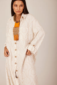 Chemise Longo De Linho Amplo Bege Estampado Yacamim N9