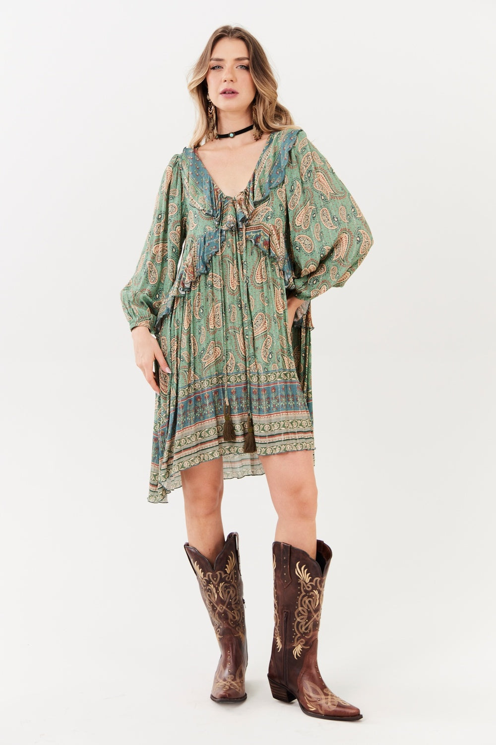 Vestido Curto Com Lurex Mangas Longas Yacamim D14