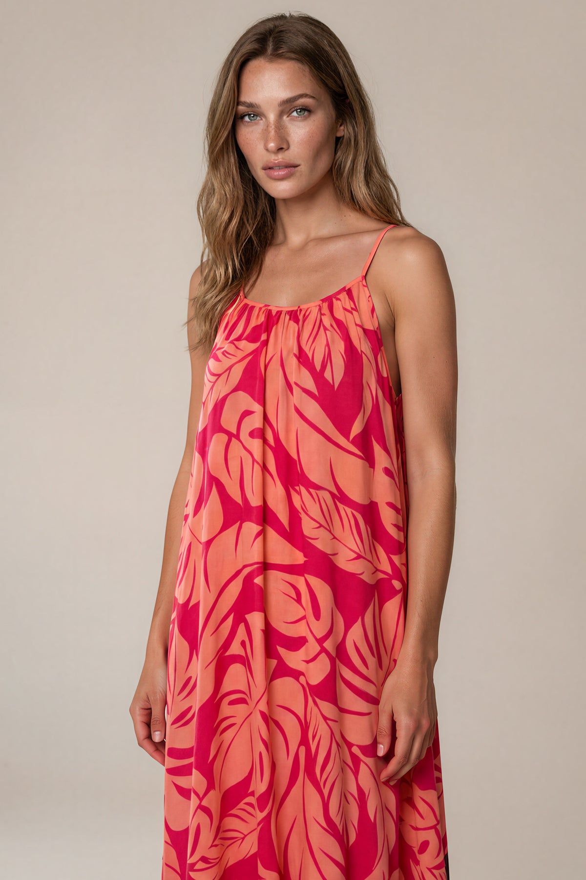 Vestido Midi De Alças Reguláveis Rosa Estampado Patchwork Yacamim C14
