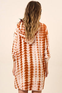 Chemise Curto Com Capuz Tie Dye Digital Marrom Yacamim N5