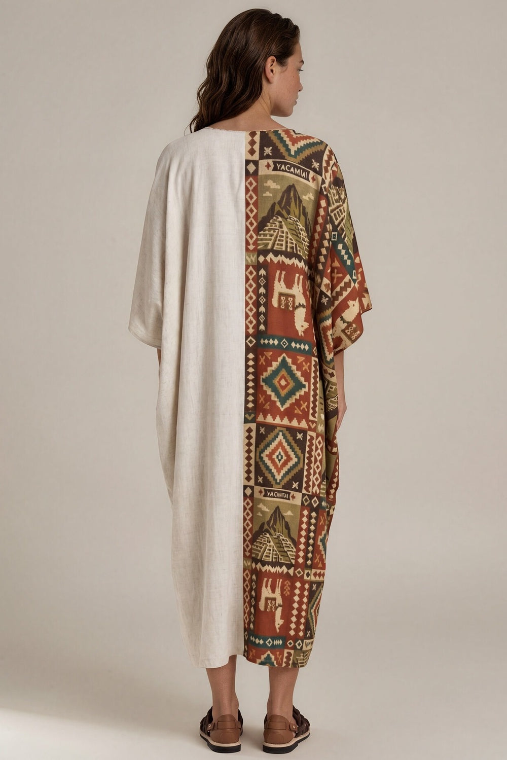 Kaftan Midi Bege Estampado Coleção Peru Yacamim K5