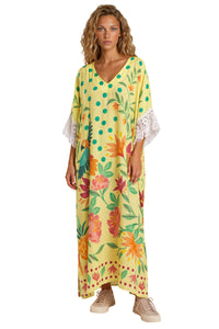 Kaftan Amplo Com Fendas Laterais Amarelo Estampado Coleção Manacá Yacamim J4