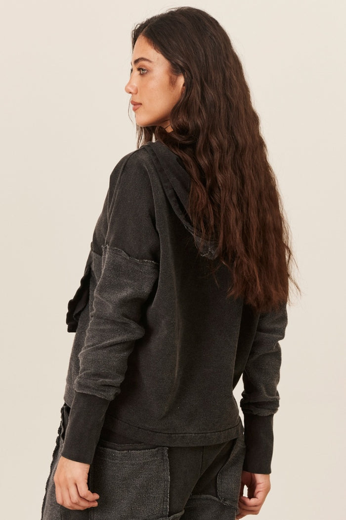 Blusa De Moletom Com Capuz E Bolso Canguru Preta Yacamim S7