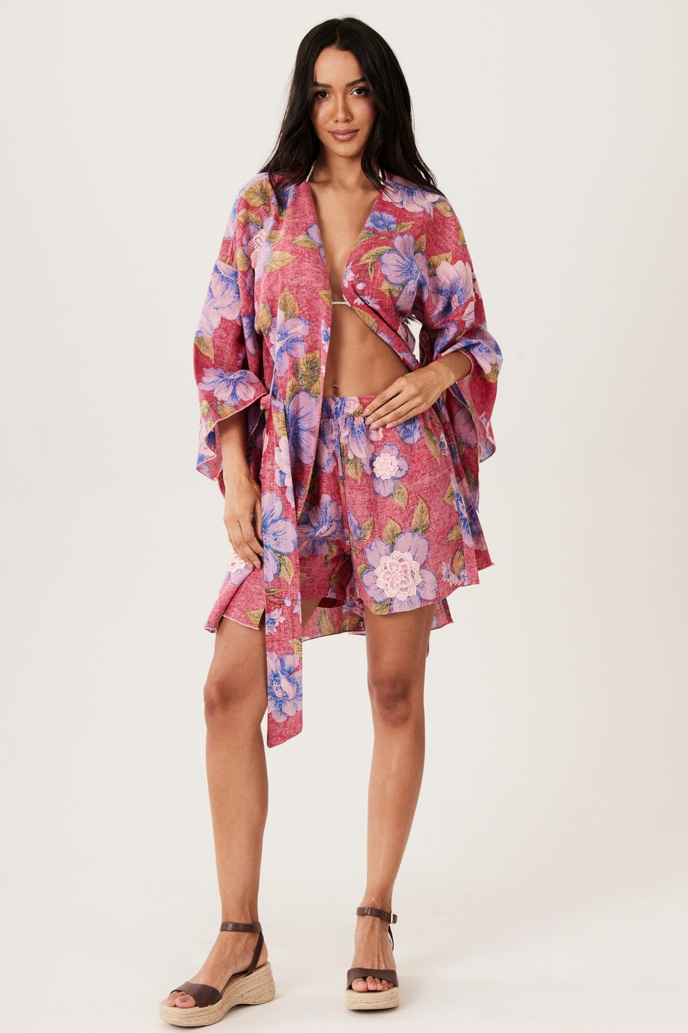 Kimono Curto Inhotim 100% Algodão Vermelho Floral Yacamim R6