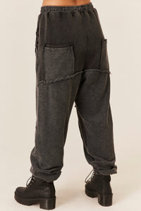 Calça De Moletom Com Bolsos E Punhos Preta Yacamim S8