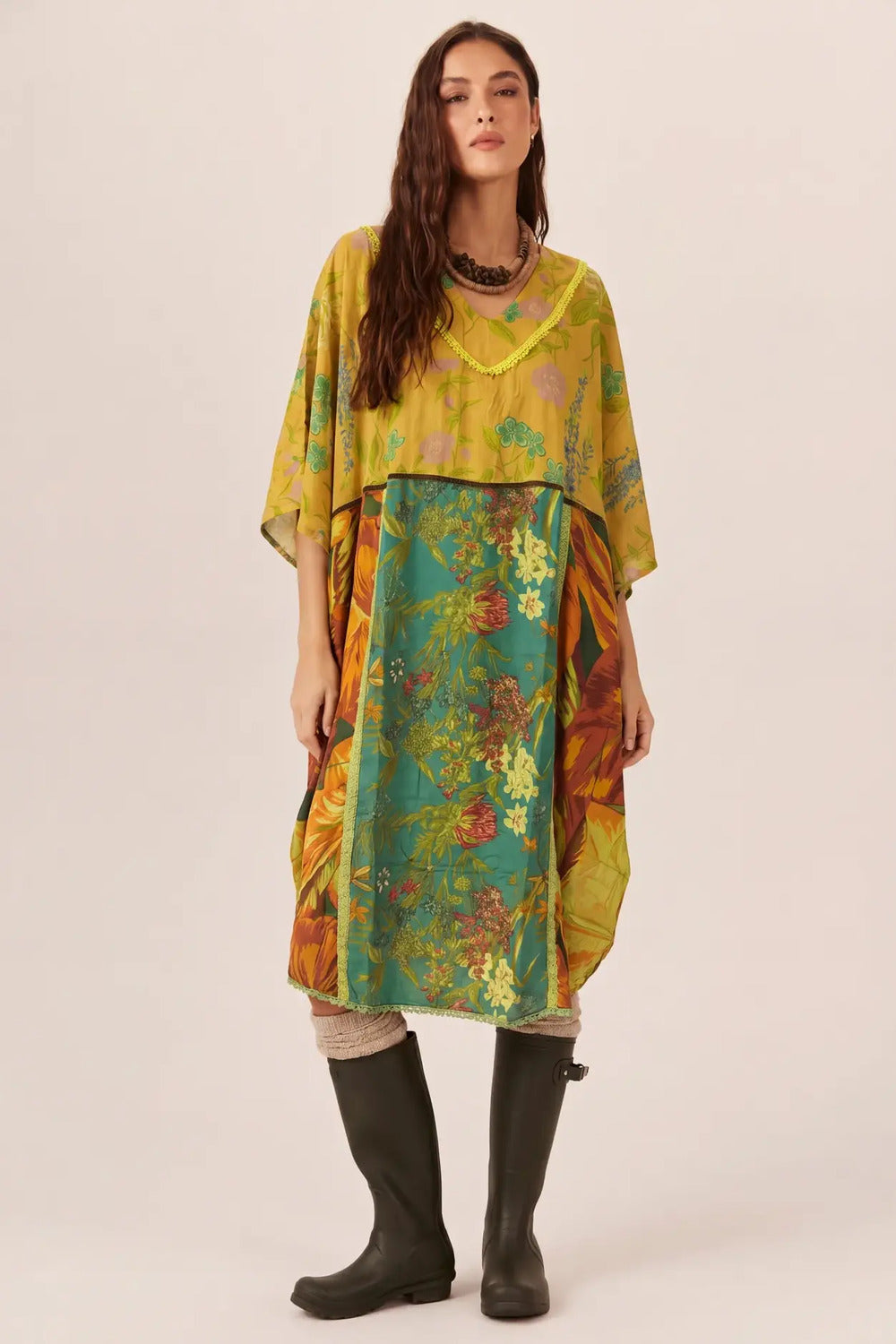 Kaftan Amplo Verde Patchwork Yacamim T7
