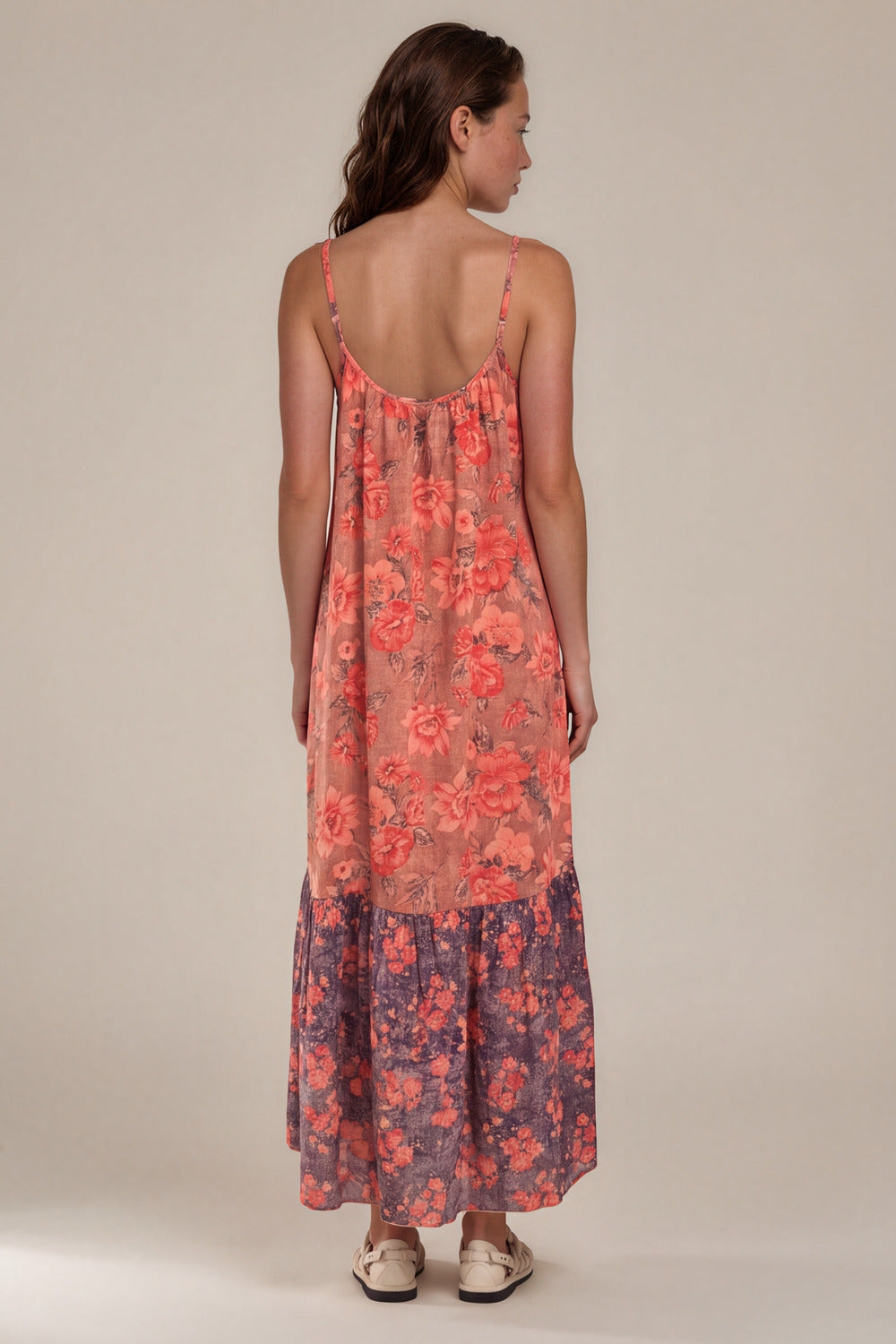 Vestido Midi De Alças Reguláveis Rosa Patchwork Yacamim E5