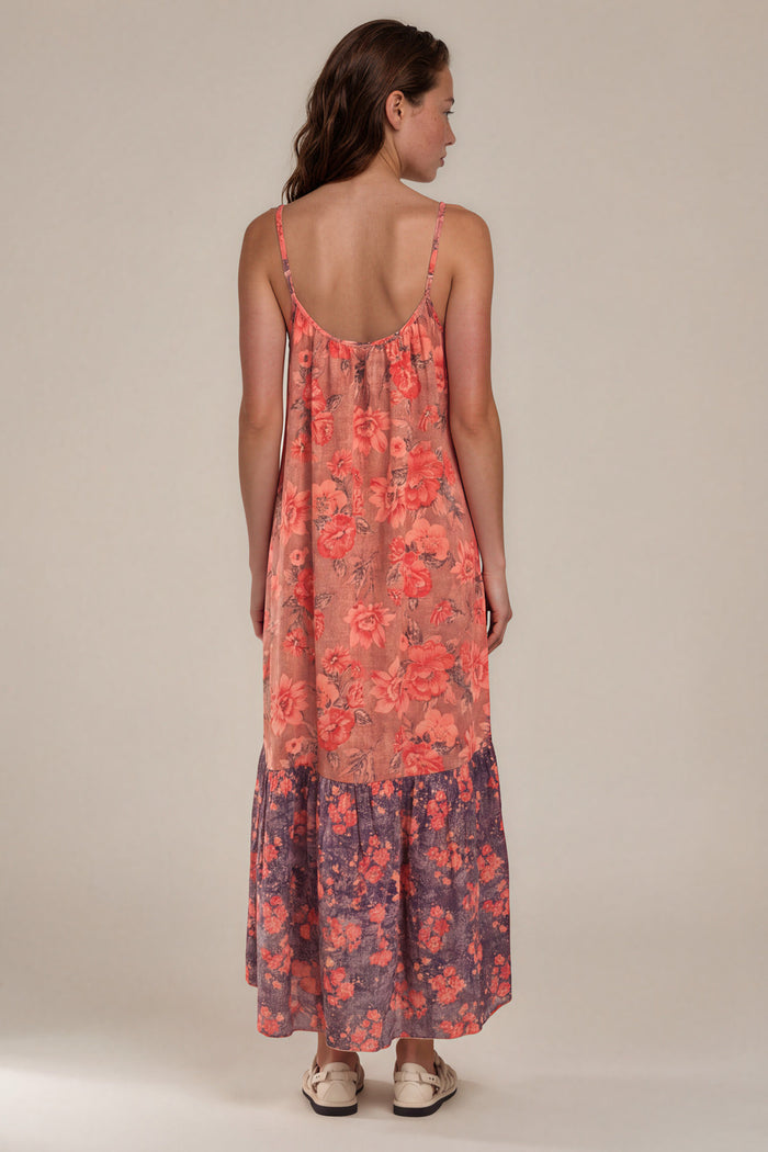 Vestido Midi De Alças Reguláveis Rosa Patchwork Yacamim E5