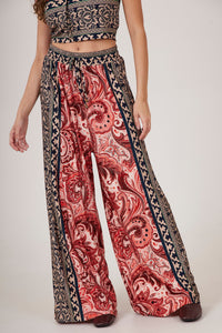 Calça Pantalona Estampa Paisley Yacamim A26