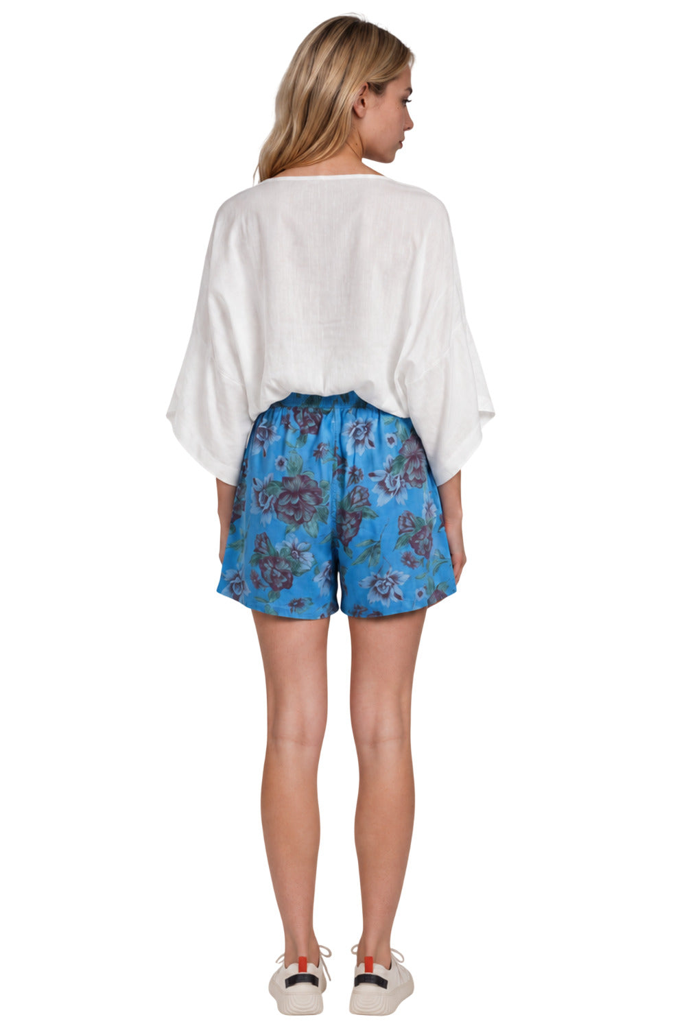 Shorts De Chita Com Flores Bordadas Azul Estampado Yacamim R3