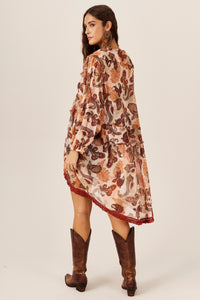 Vestido Curto Mullet Bege Paisley Yacamim E5