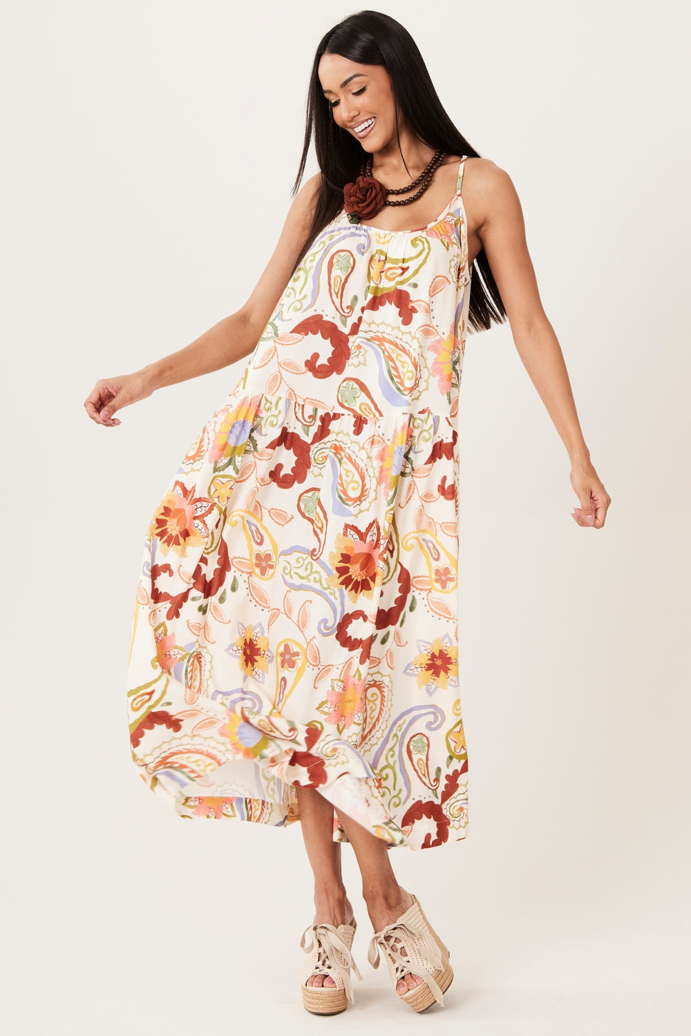 Vestido Midi De Alças Bege Estampa Paisley Yacamim D16