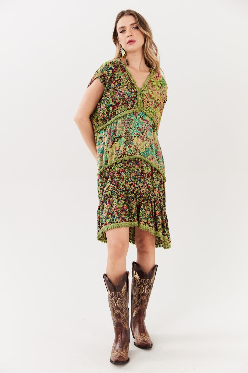 Vestido Curto Sem Mangas Verde Patchwork Yacamim D24