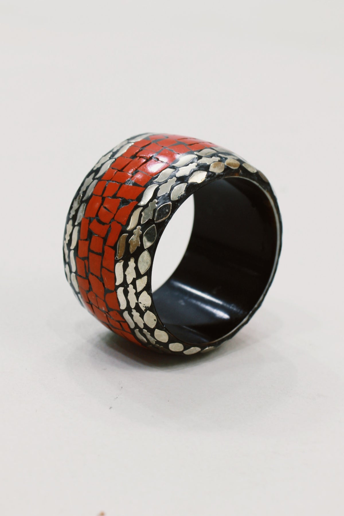 Pulseira Bracelete Largo De Metal Com Pedras Yacamim #583