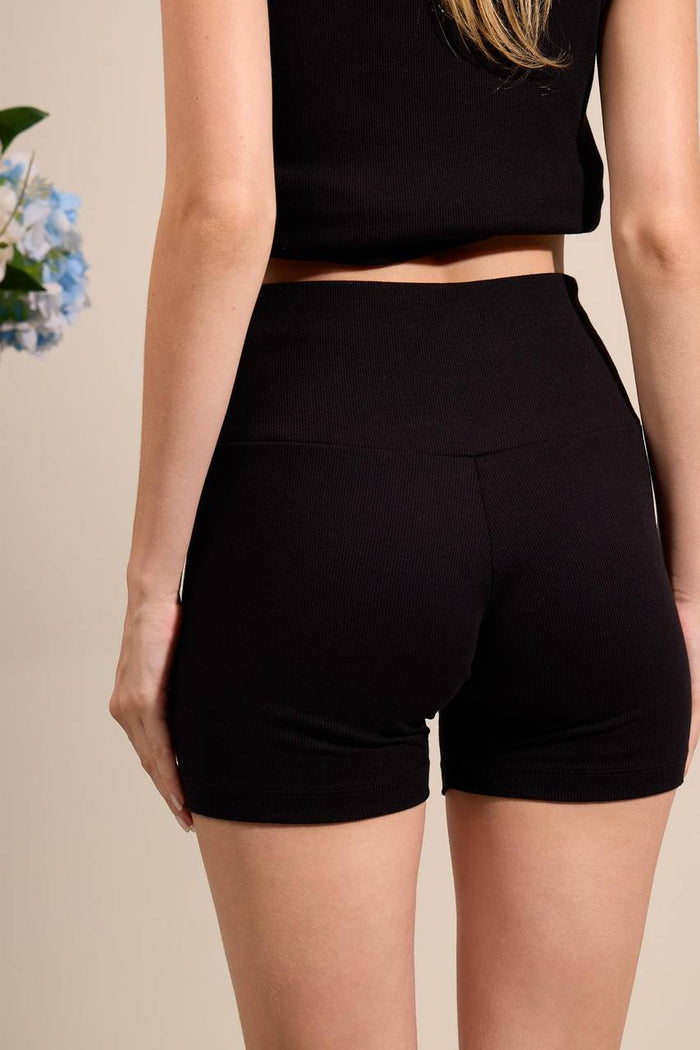Shorts Preto Yacamim I3