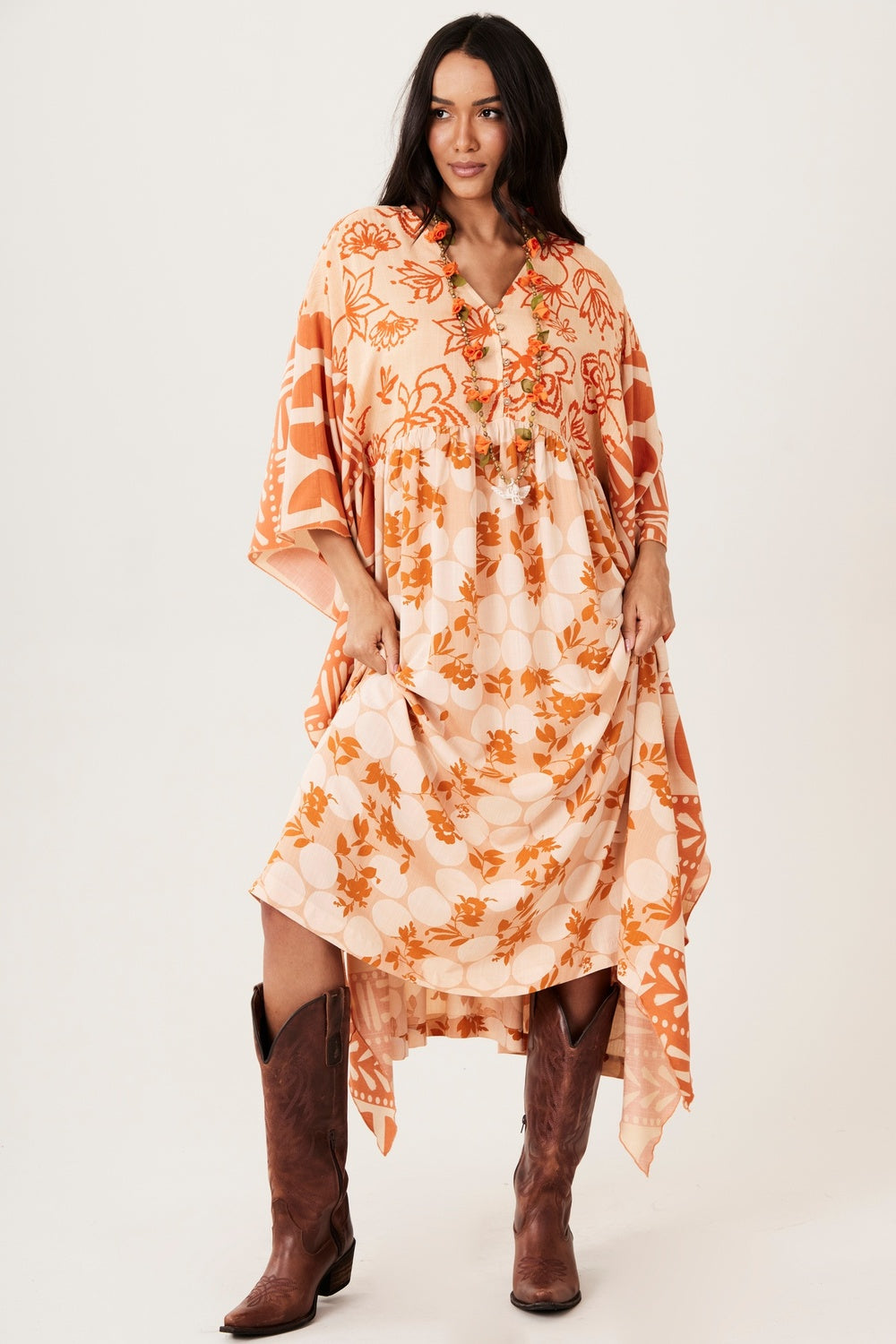 Kaftan Midi Laranja Claro Estampa Poá Yacamim J9