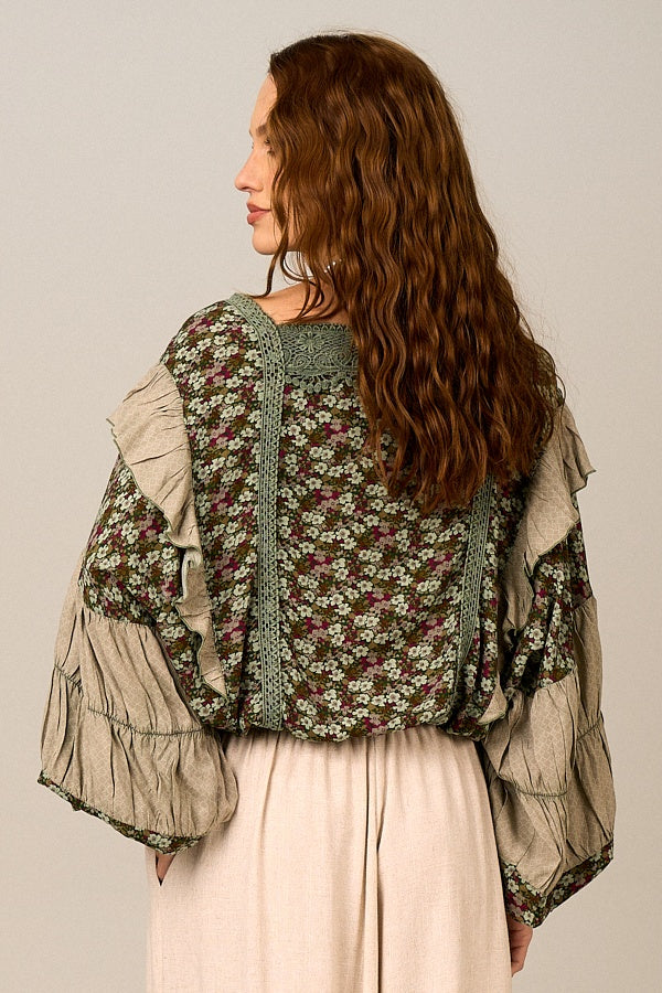 Bata Com Mangas Longas Bufantes Verde Estampado Patchwork Yacamim B18