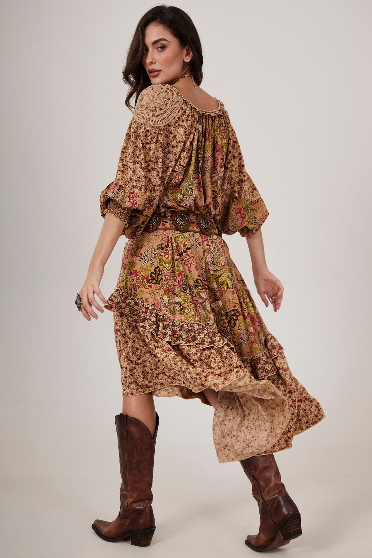 Vestido Midi Com Babados Marrom Claro Patchwork Yacamim C5