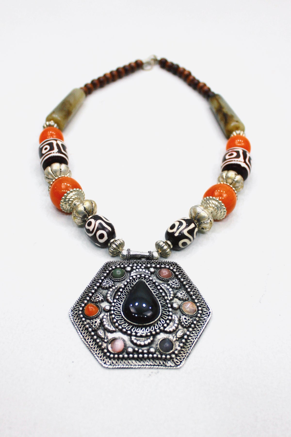 Colar Indiano Com Pingente De Metal Hexagonal Yacamim #433