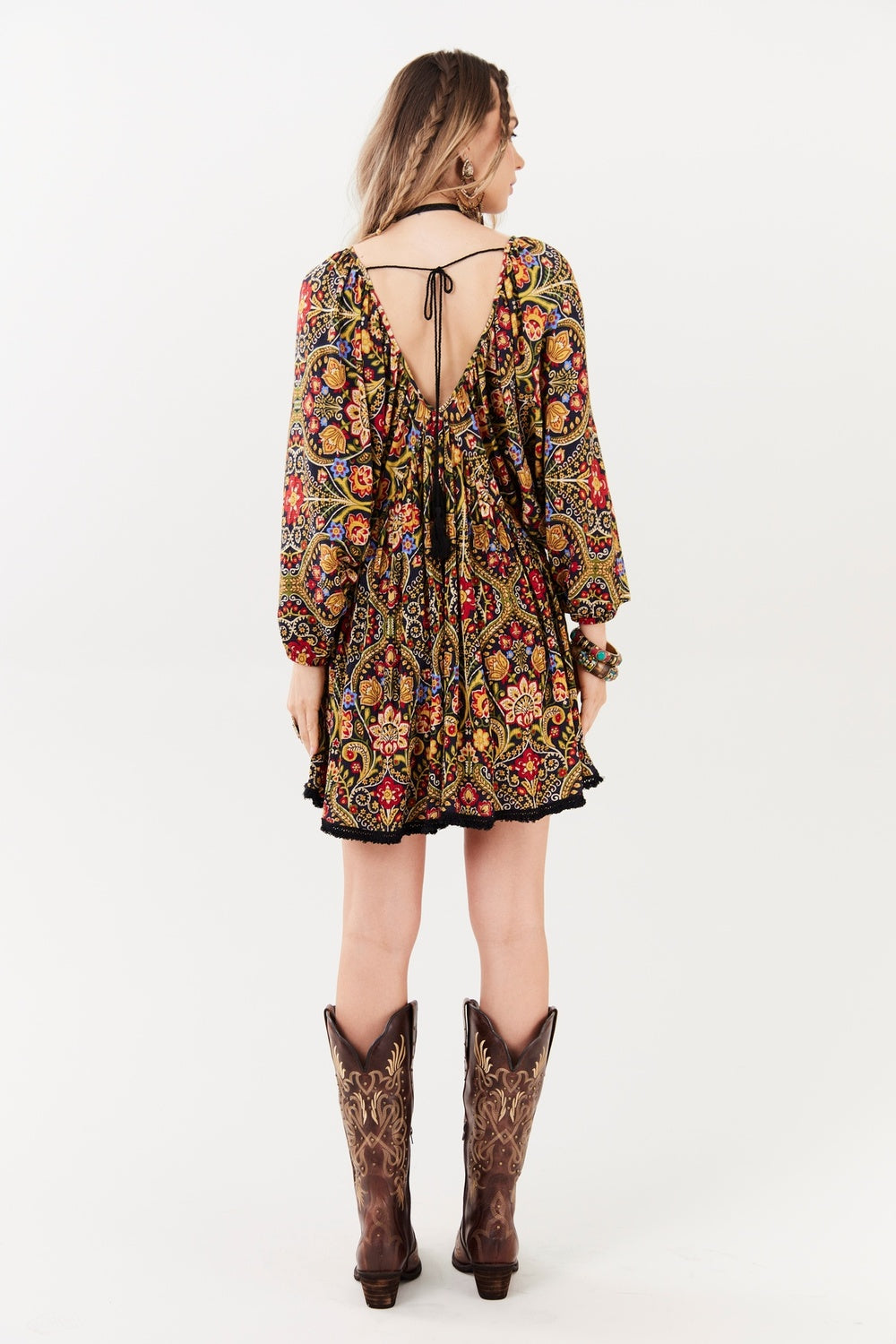 Vestido Curto Estampa Paisley Yacamim C27