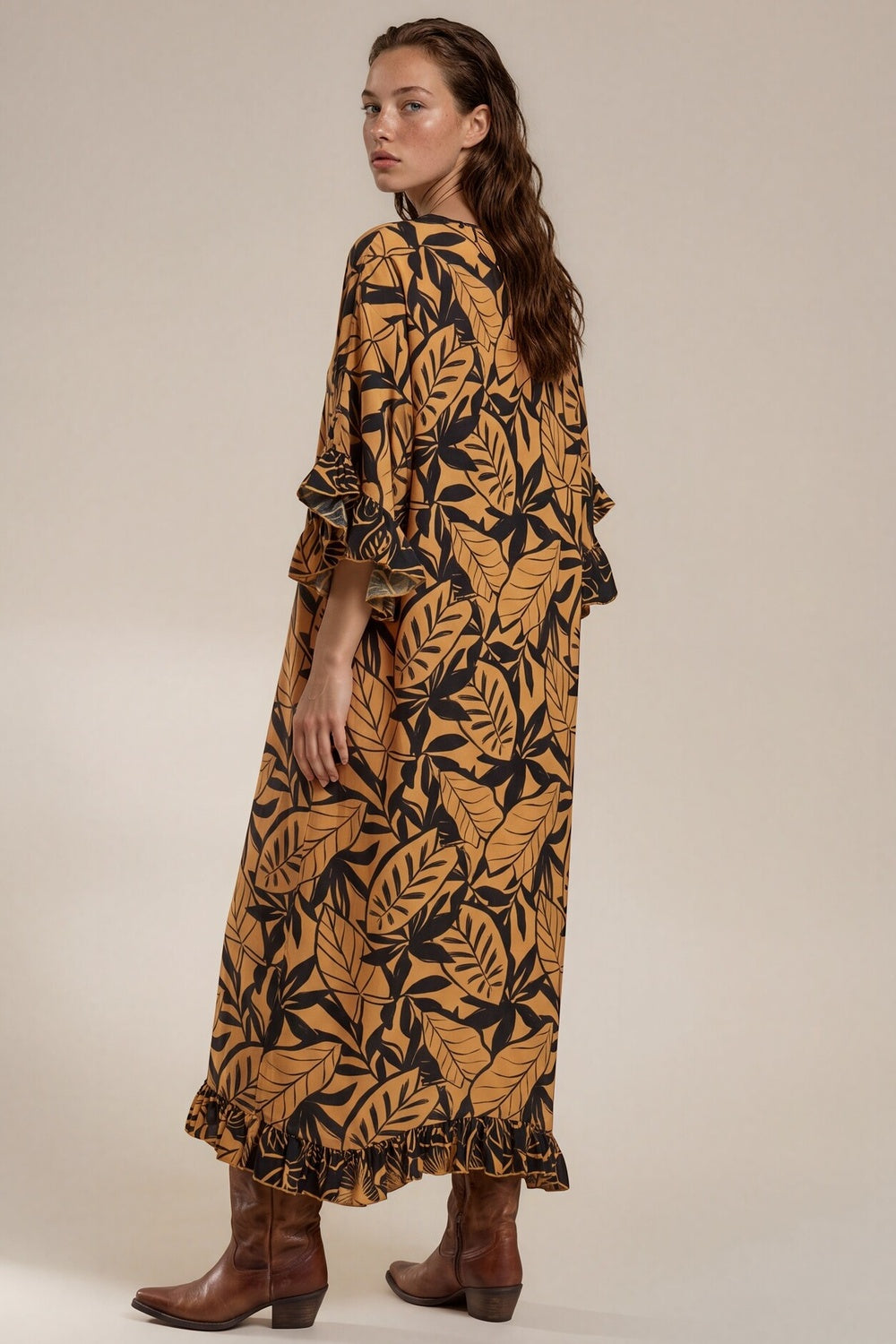 Kaftan Midi Com Pontas Laterais Marrom Claro Estampado Yacamim J10