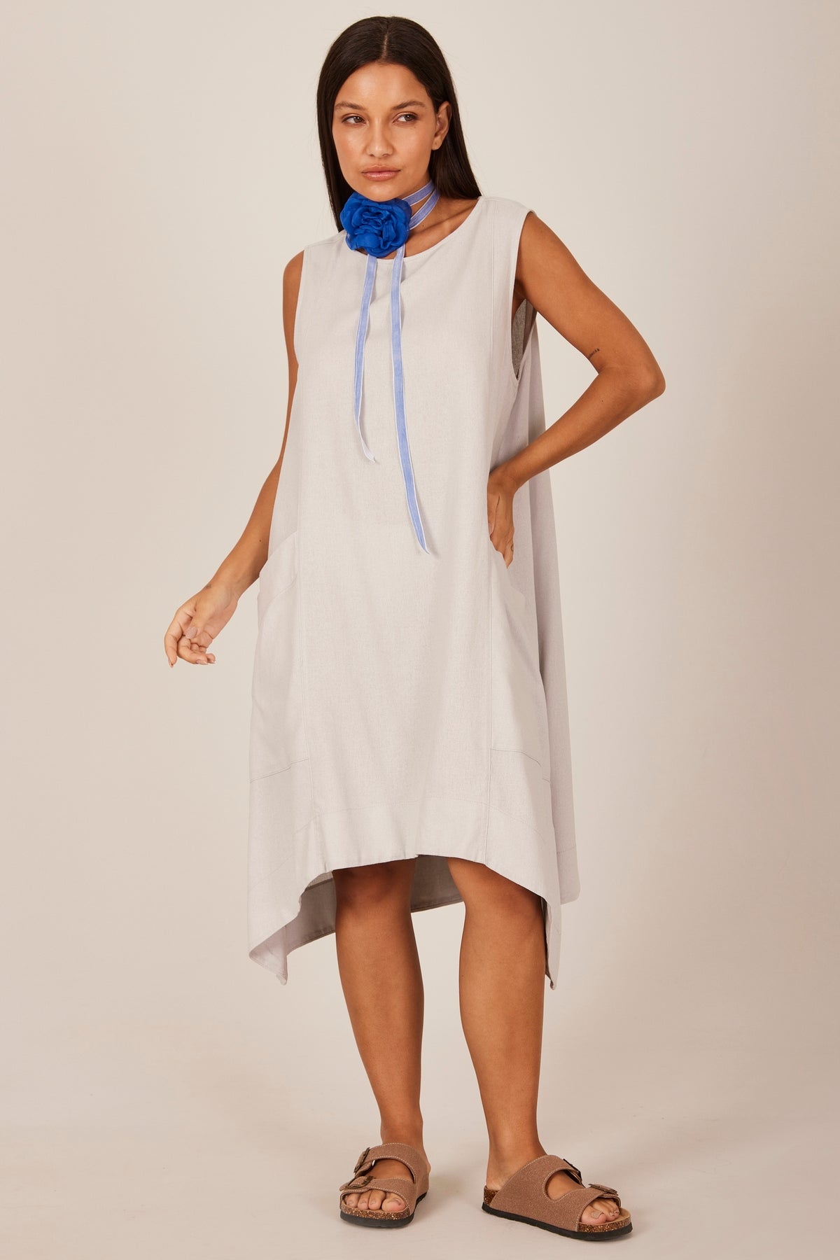 Vestido Curto De Linho Regata Cinza Claro Yacamim C28 Liso