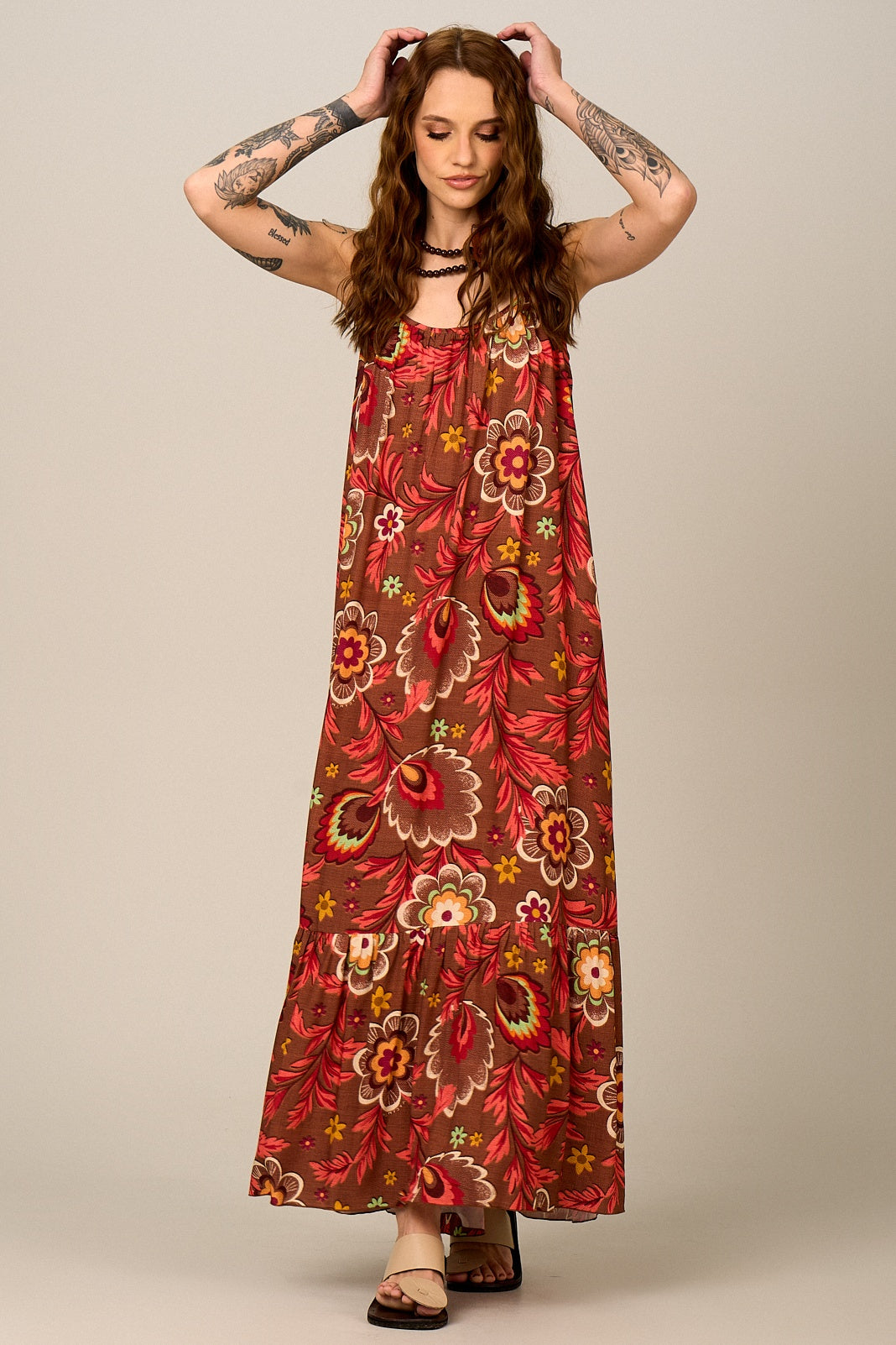 Vestido Longo Alças Reguláveis Marrom Estampado Yacamim E13