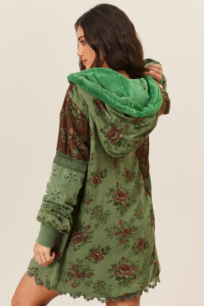 Casaco Patchwork Com Capuz Peluciado Verde Yacamim O7