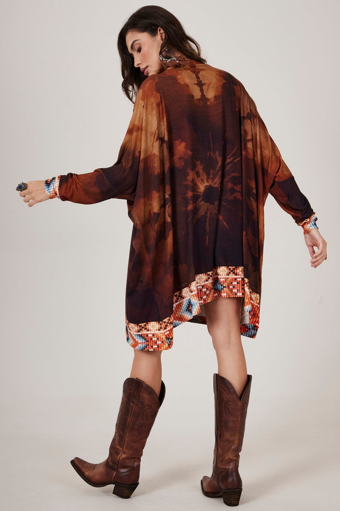 Bata Ampla Estampa Cavalo Com Pedrinhas Marrom Yacamim B22