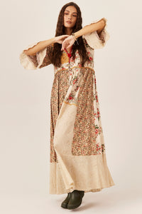 Vestido Com Jabô Bege Estampado Yacamim E18