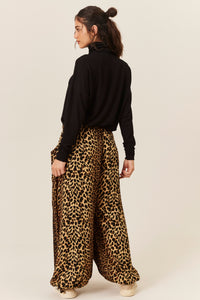 Calça Cintura Baixa Com Cordão Animal Print Yacamim H5