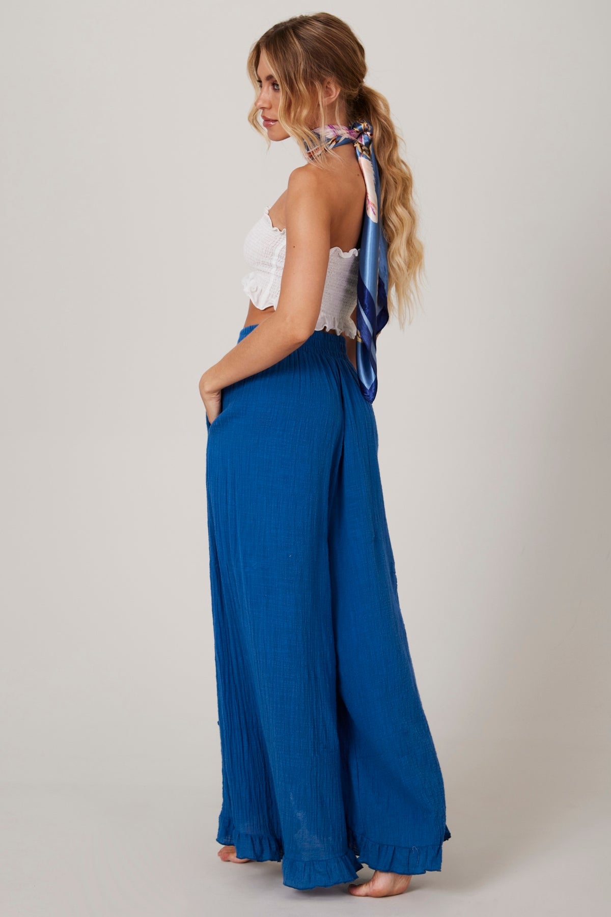 Calça Com Abertura E Babadinhos Azul Yacamim G1 Liso