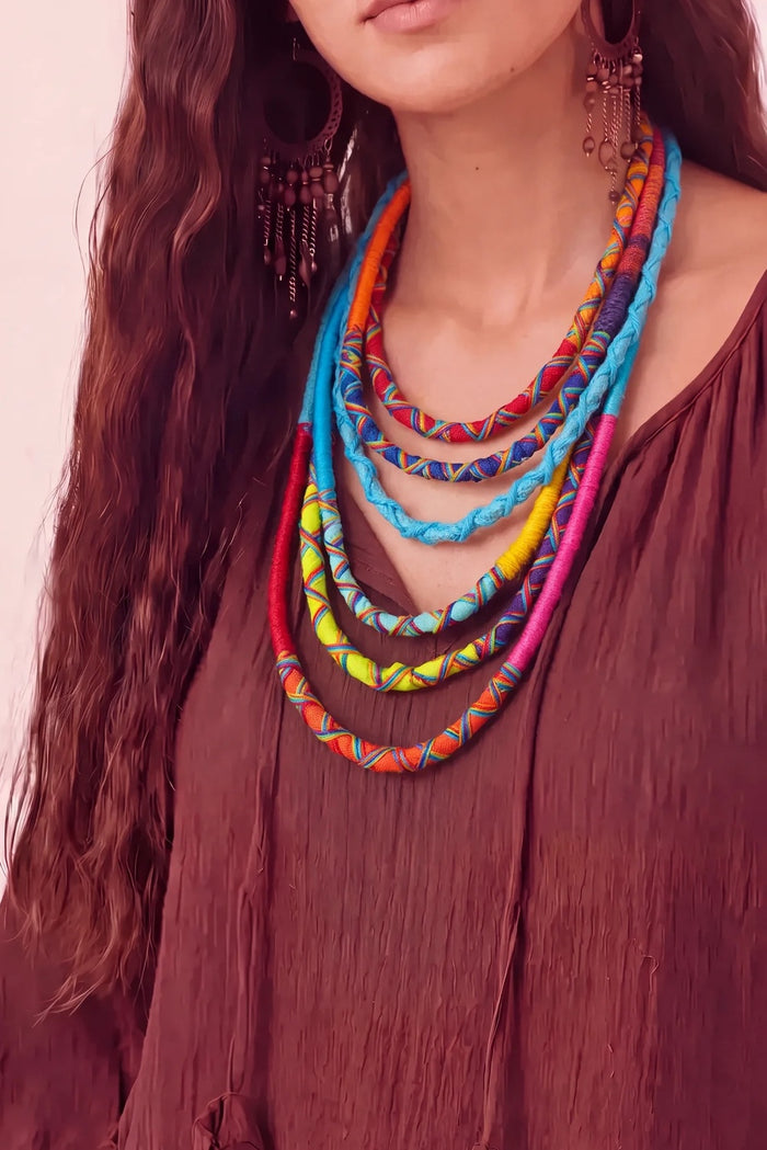 Colar Artesanal De Cordas Coloridas Yacamim #1222
