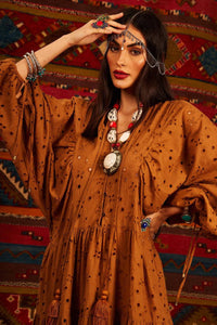 Vestido Longo Broderie Mangas Bufantes Decote V Marrom Yacamim