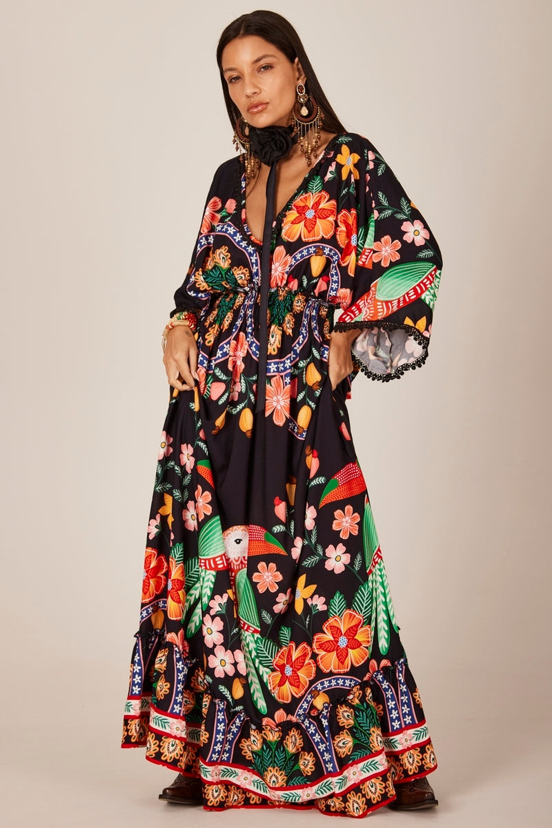 Vestido Longo Com Decote Em V Cavado Preto Estampado Yacamim C11