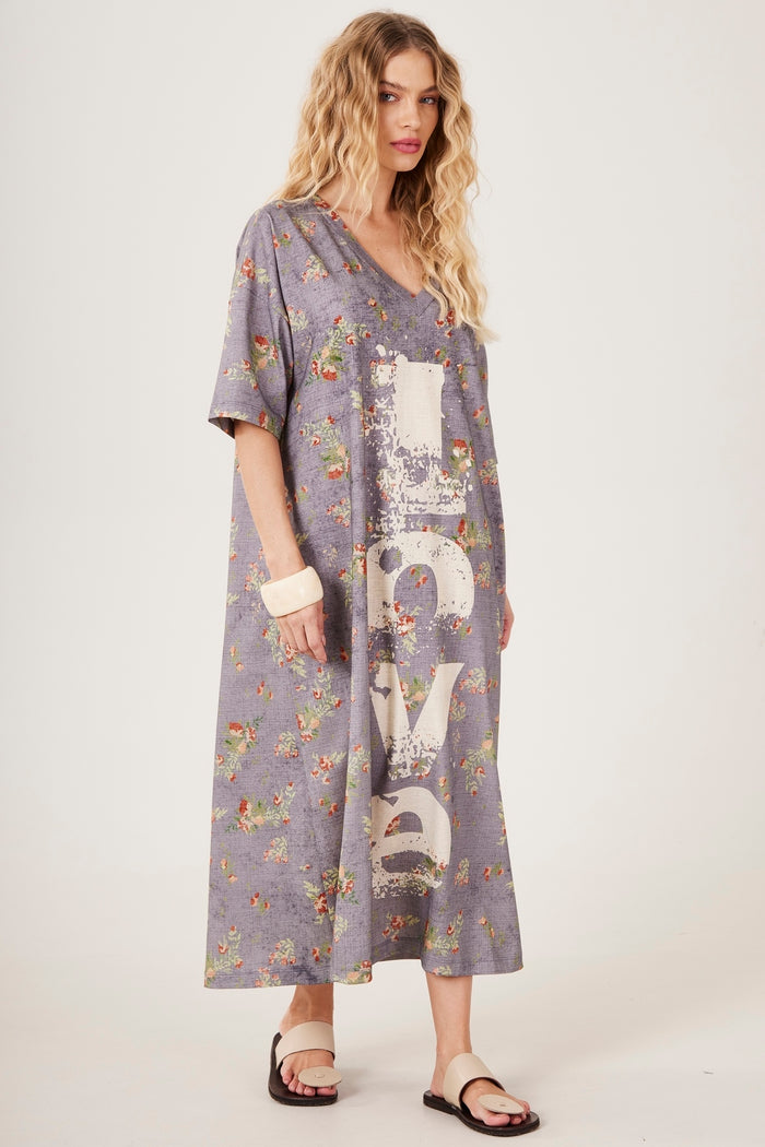 Vestido Camisetão Midi Cinza Estampa Love Yacamim E25