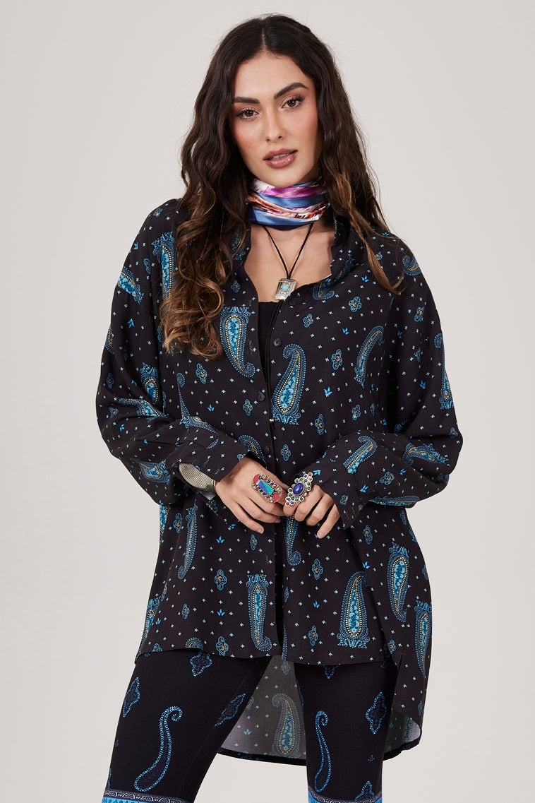 Camisa Ampla Manga Longa Azul Marinho cashmere Yacamim A6