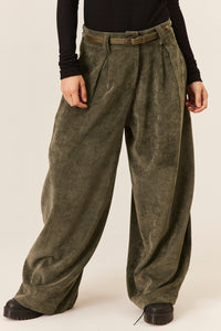Calça Canelada Com Bolsos Verde Yacamim H8