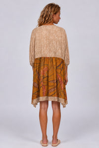 Vestido Curto Com Broderie Marrom Claro Patchwork Yacamim C17