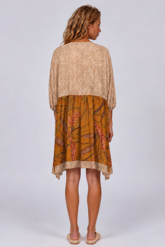 Vestido Curto Com Broderie Marrom Claro Patchwork Yacamim C17