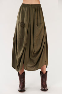 Calça Pantacourt Saruel Com Bolsões Verde Musgo Yacamim H5