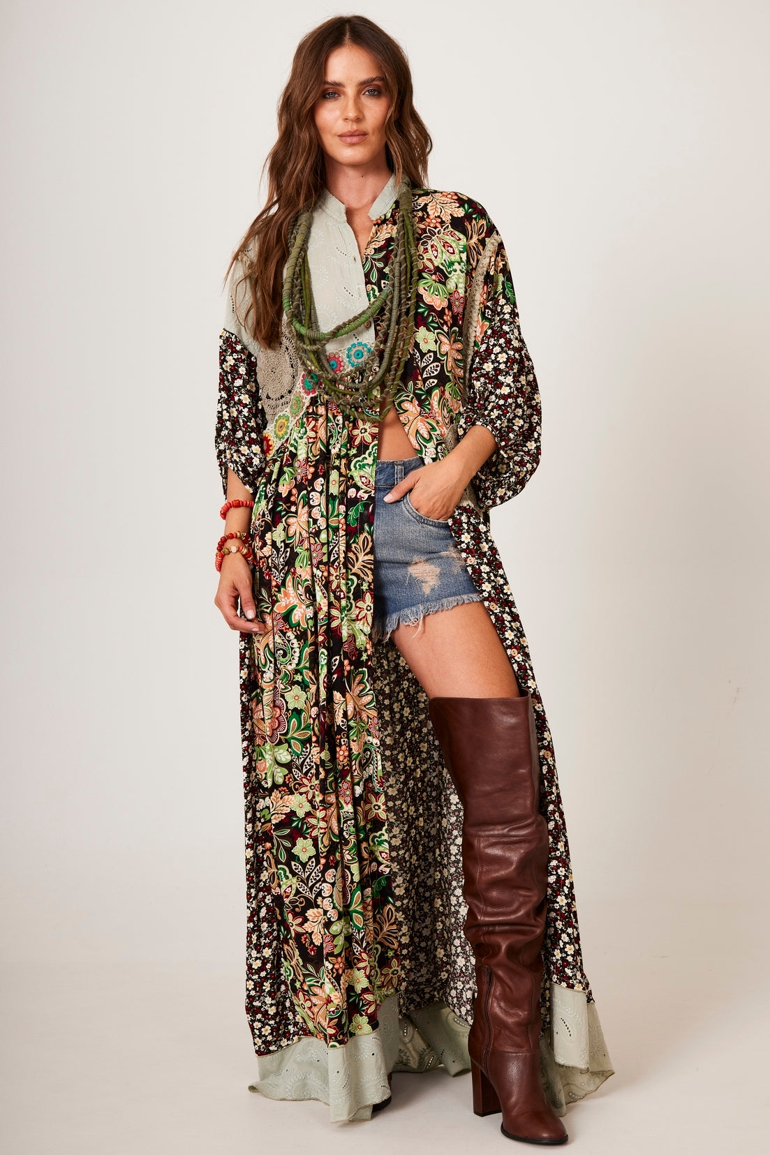Vestido Chemise Longo Estampa Patchwork Verde Yacamim K8