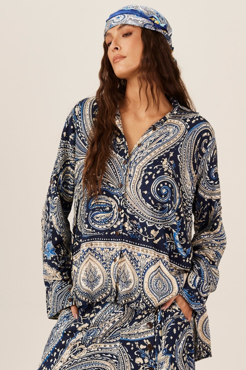 Camisa Ampla Godê Azul Estampa paisley Yacamim A21