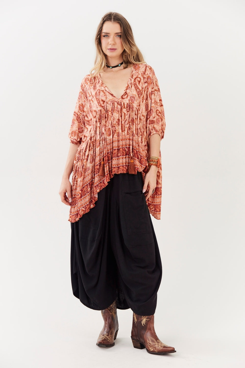 Bata Mullet Com Lurex Estampa Paisley Yacamim B19