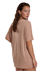 Blusa Básica Marrom Claro Estampada Nas Costas Coleção Peru Yacamim K15