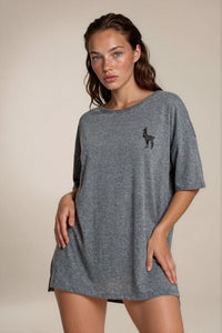 Blusa Básica Cinza Estampada Nas Costas Coleção Peru Yacamim K16