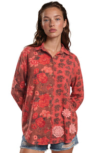 Camisa Ampla Tiradentes Com Flores Bordadas Rosa Yacamim R6