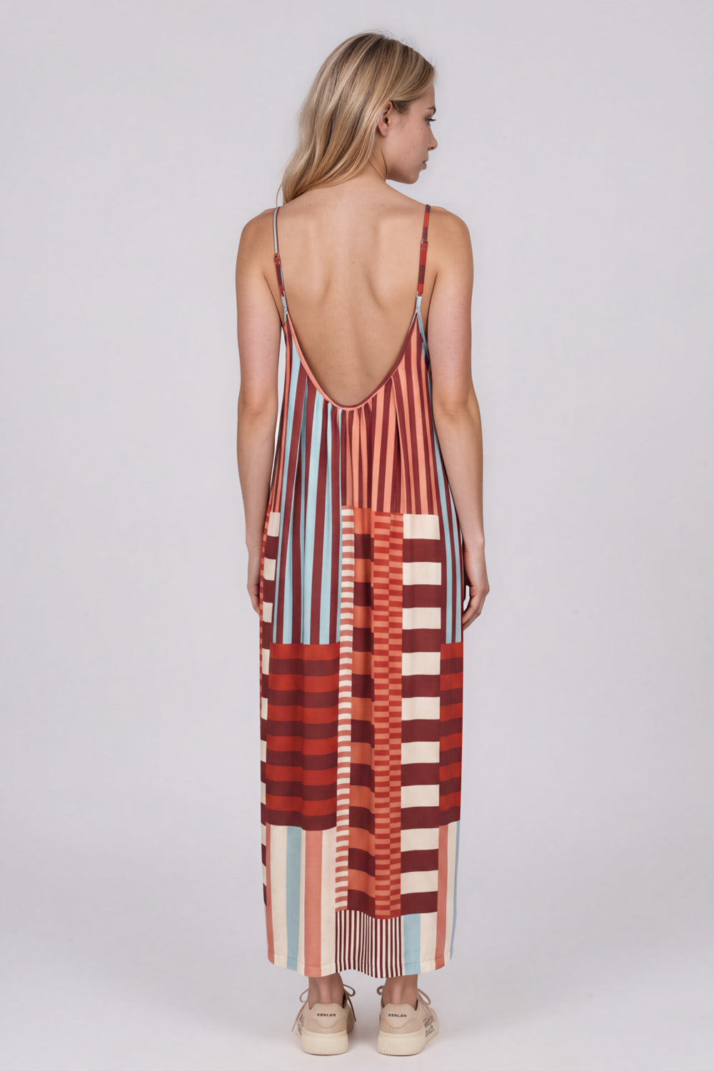 Vestido Longo De Alças Reguláveis Vermelho Estampa Geométrica Yacamim C9