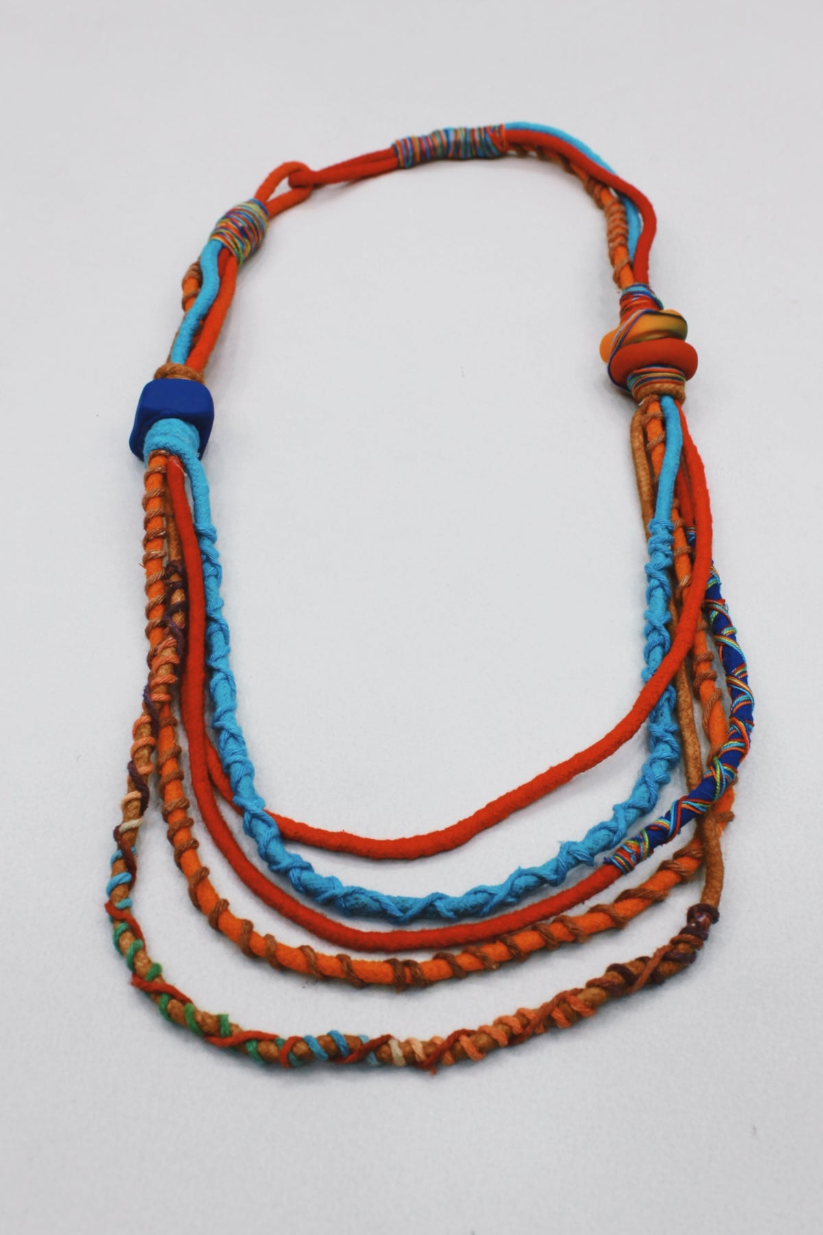 Colar Artesanal De Cordas Coloridas Yacamim #496