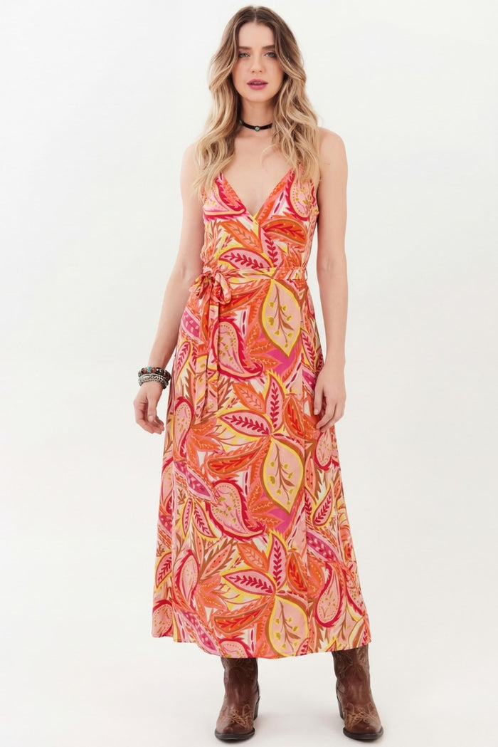 Vestido Midi Transpassado Rosa Estampa Paisley Yacamim C22